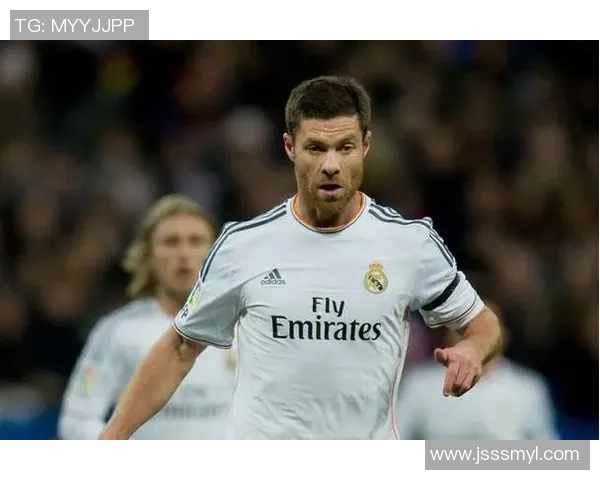 哈维阿隆索退役后新篇章将执教皇马青年队开启足球教练生涯