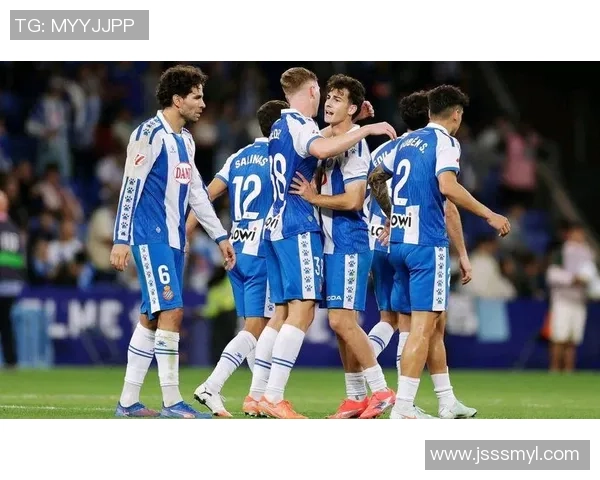 广岛三箭迎战广州队期待激烈对抗与精彩表现 广岛三箭迎战广州队期待激烈对抗与精彩表现