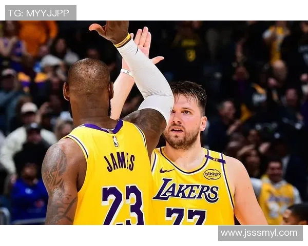 火箭与雷霆激战正酣今日NBA战报精彩回顾与分析